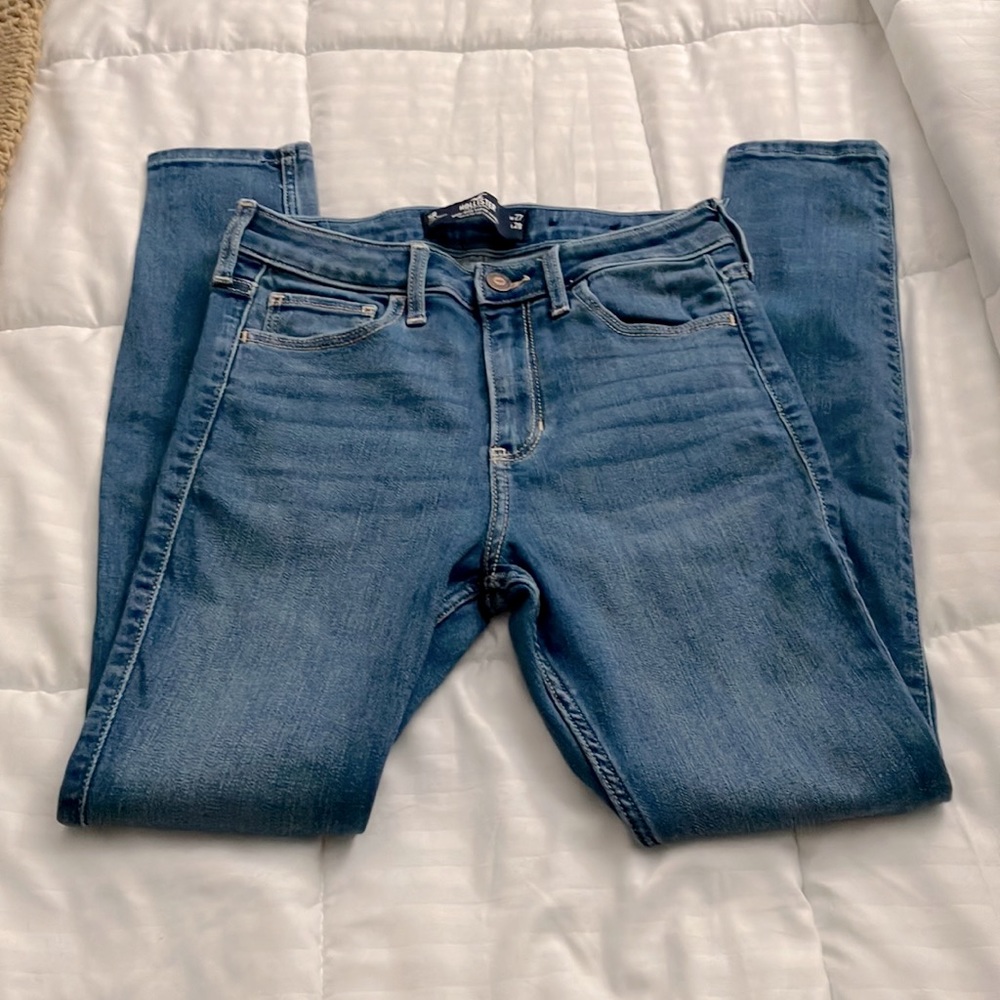 HOLLISTER high rise super skinny juniors women’s jeans Size 5R W27 L28